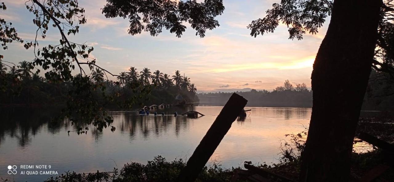 Shruthi'S Aarohi-Nature'S Retreat Mulappilangād Extérieur photo