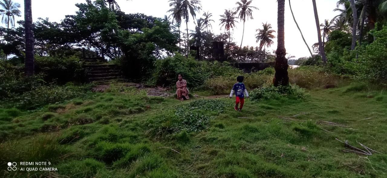 Shruthi'S Aarohi-Nature'S Retreat Mulappilangād Extérieur photo